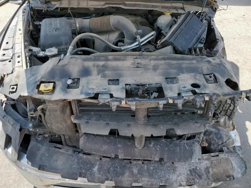 2017 RAM 1500 SLT