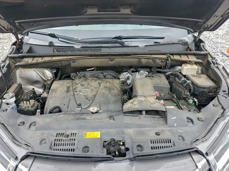 2018 TOYOTA HIGHLANDER LIMITED  