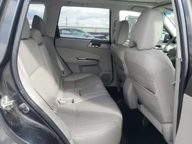 2013 SUBARU FORESTER TOURING  