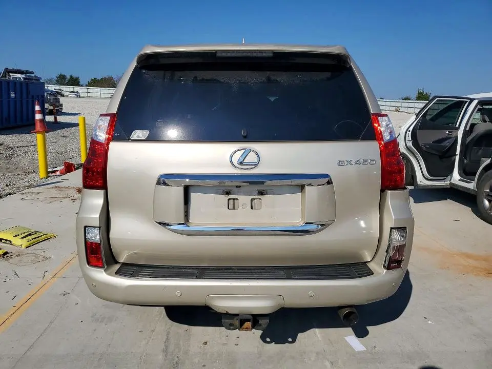 2013 LEXUS GX460   