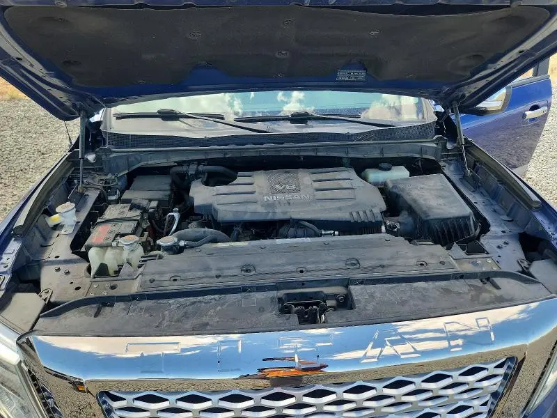 2017 NISSAN TITAN PLATINUM RESERVE  