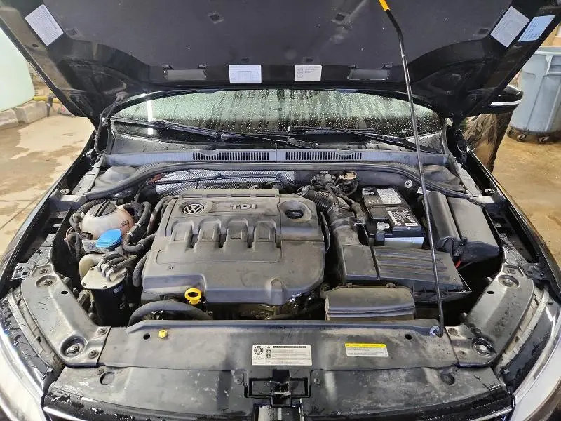 2015 VOLKSWAGEN JETTA TDI  