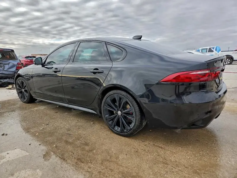 2024 JAGUAR XF R-DYNAMIC SE  