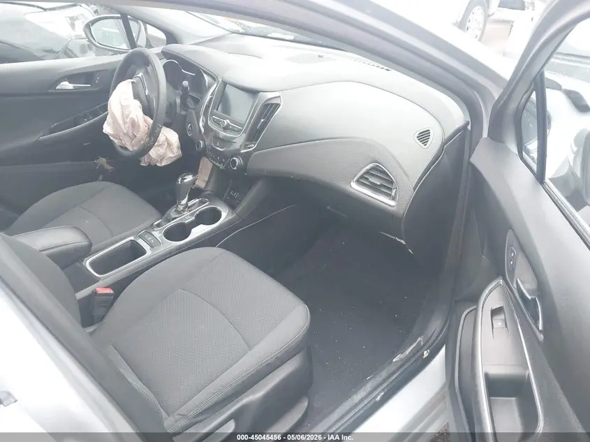 2019 CHEVROLET CRUZE LT