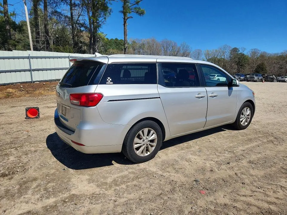 2015 KIA SEDONA LX  