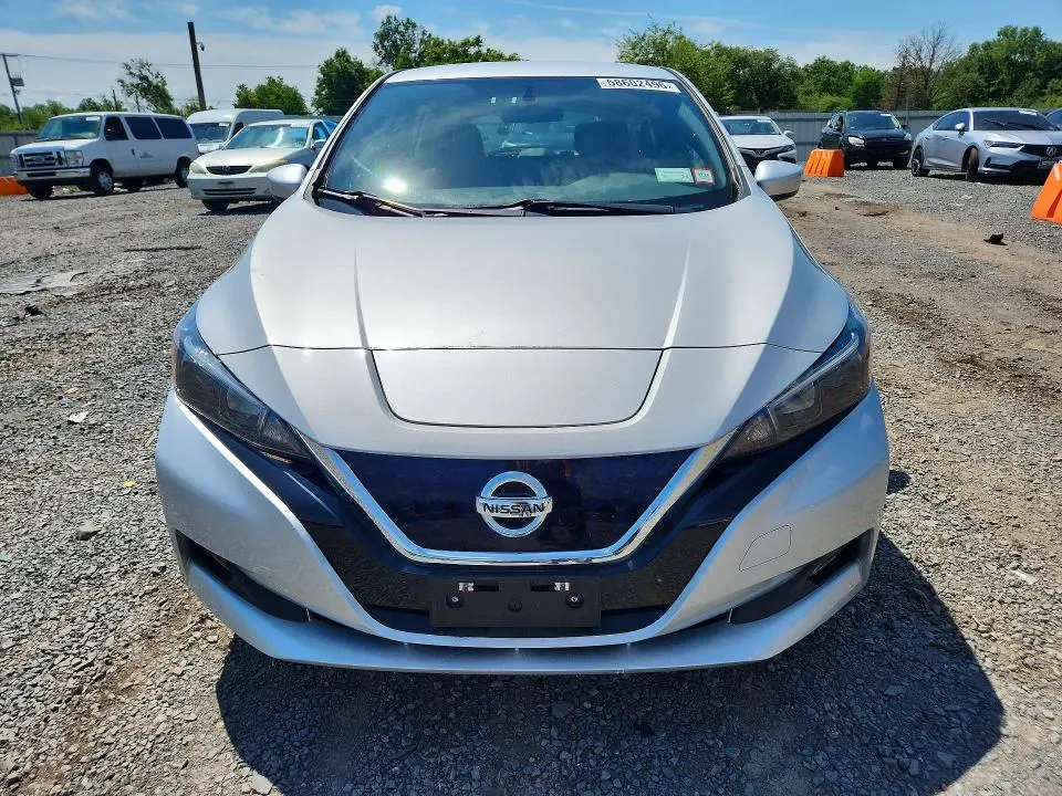 2018 NISSAN LEAF SV  