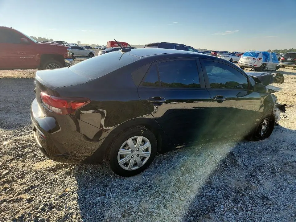 2021 KIA RIO LX  