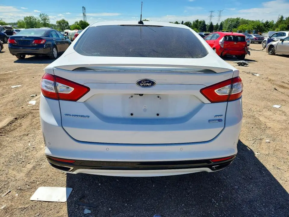 2016 FORD FUSION SE  