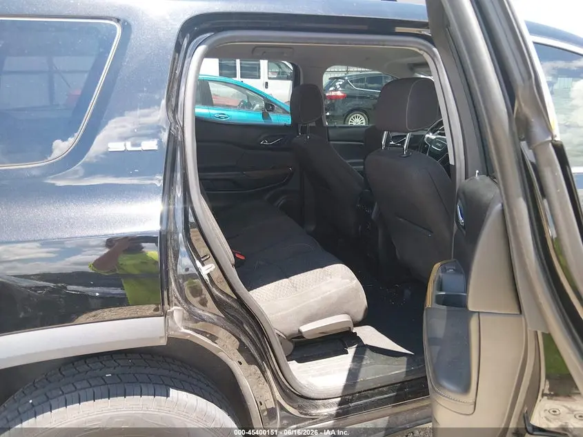 2017 GMC ACADIA SLE-2