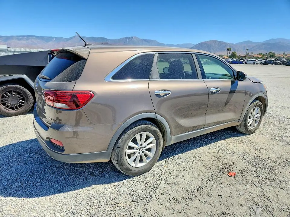 2019 KIA SORENTO LX  
