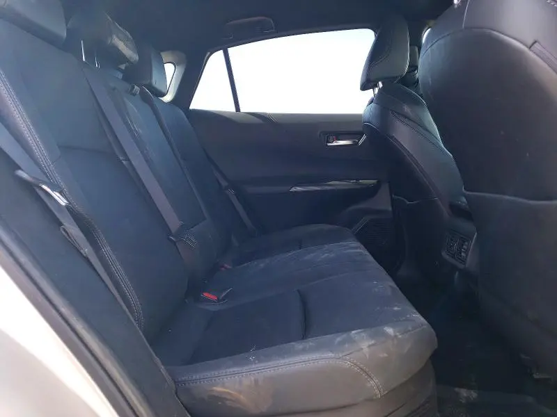 2021 TOYOTA VENZA XLE  
