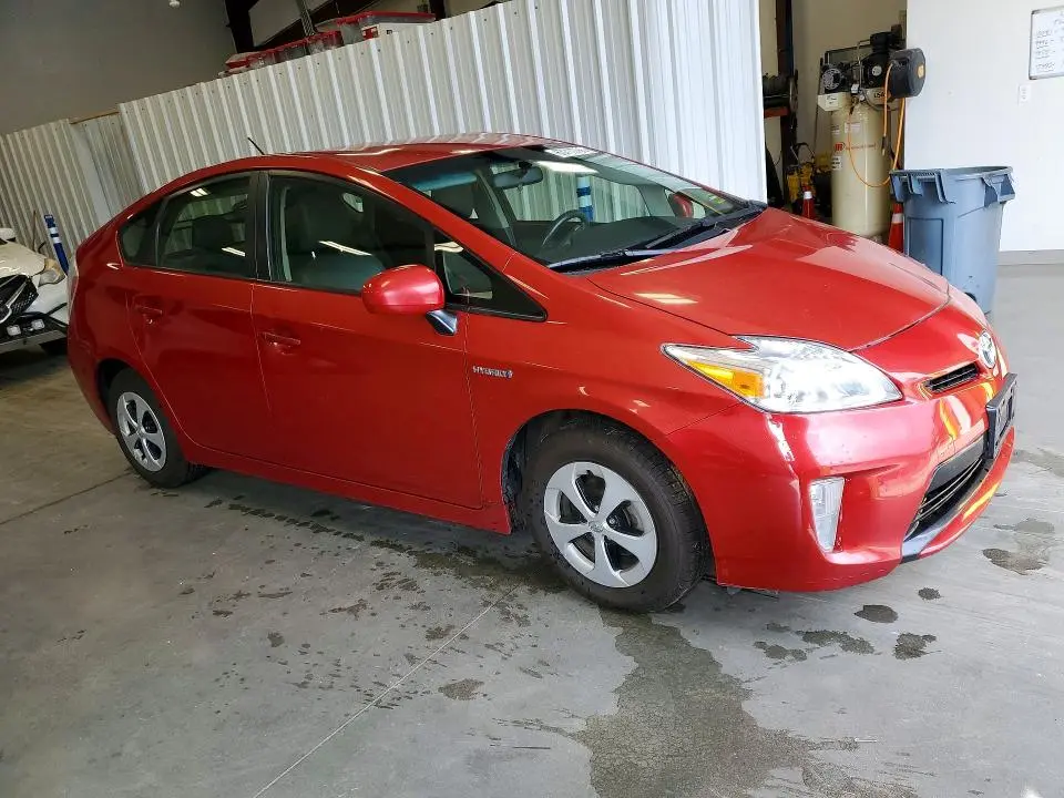 2013 TOYOTA PRIUS TWO  