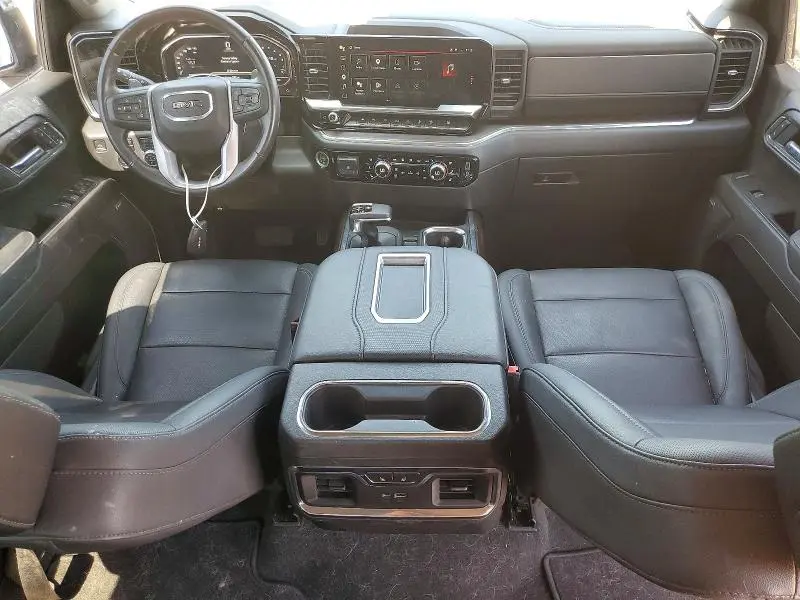 2022 GMC SIERRA K1500 SLT  
