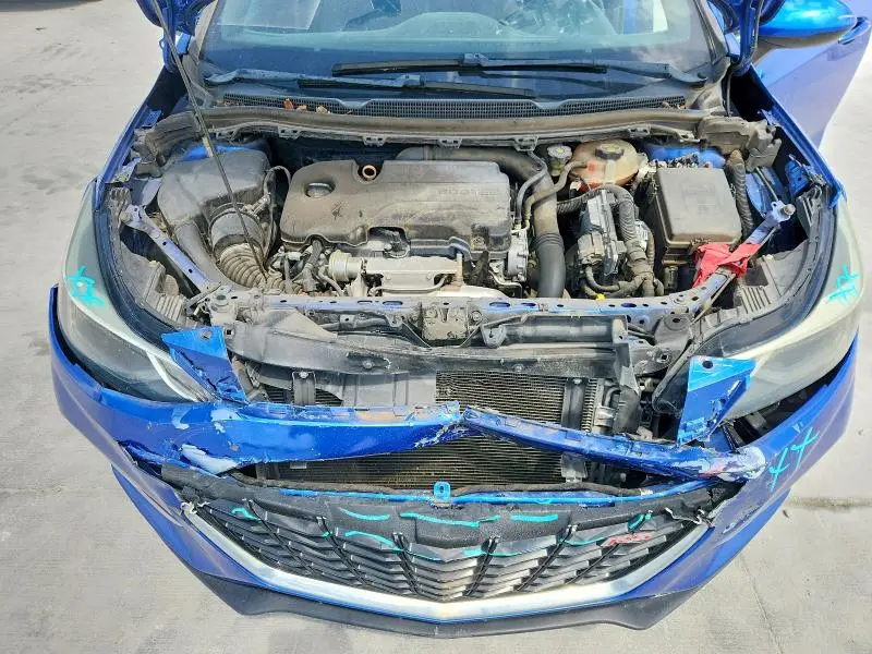 2018 CHEVROLET CRUZE LT  
