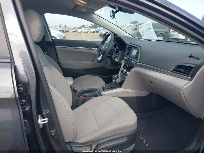 2020 HYUNDAI ELANTRA SE