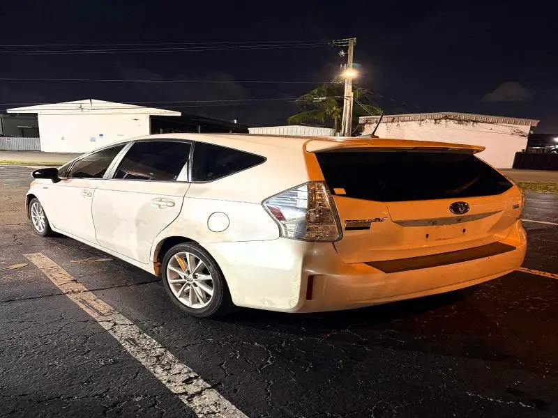 2013 TOYOTA PRIUS V FIVE  