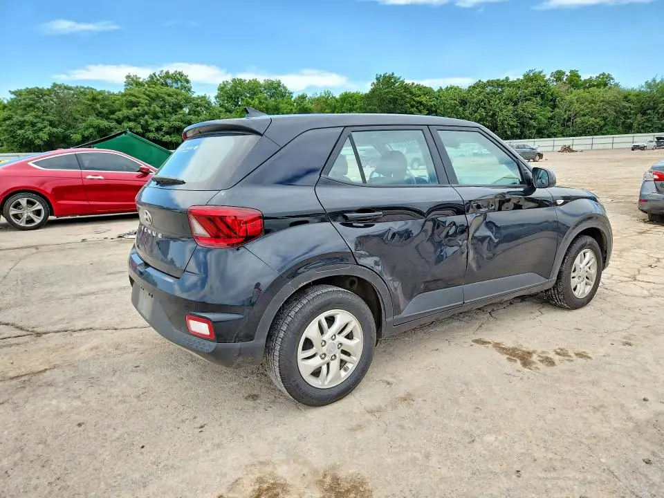 2021 HYUNDAI VENUE SE  