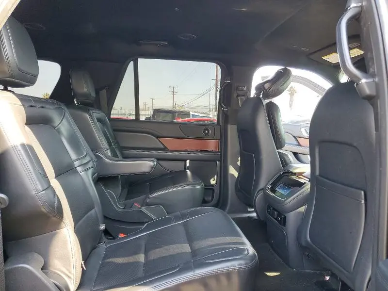 2022 LINCOLN NAVIGATOR L  