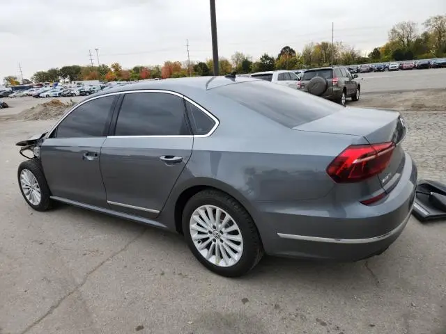 2017 VOLKSWAGEN PASSAT SE  