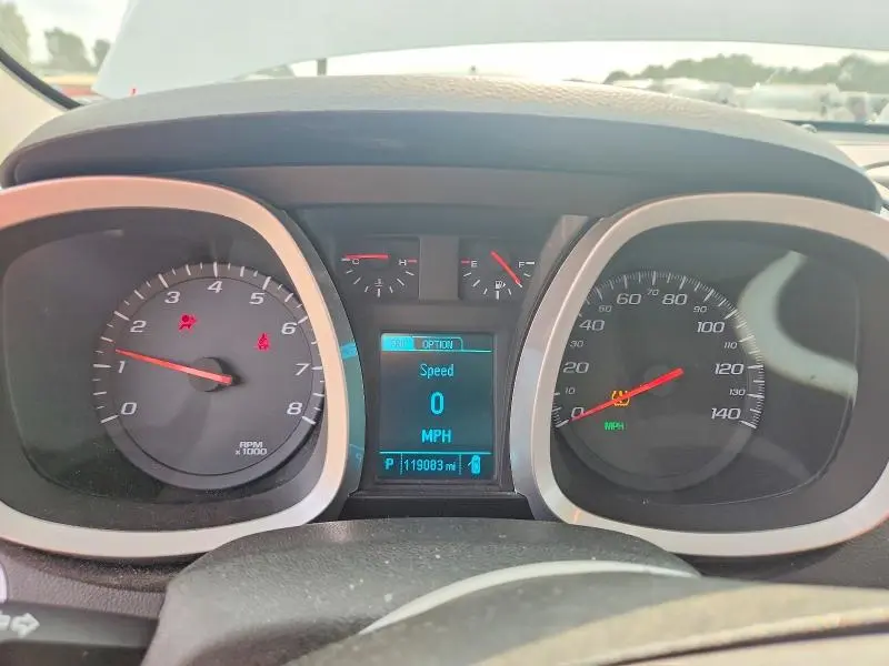 2015 CHEVROLET EQUINOX LT  