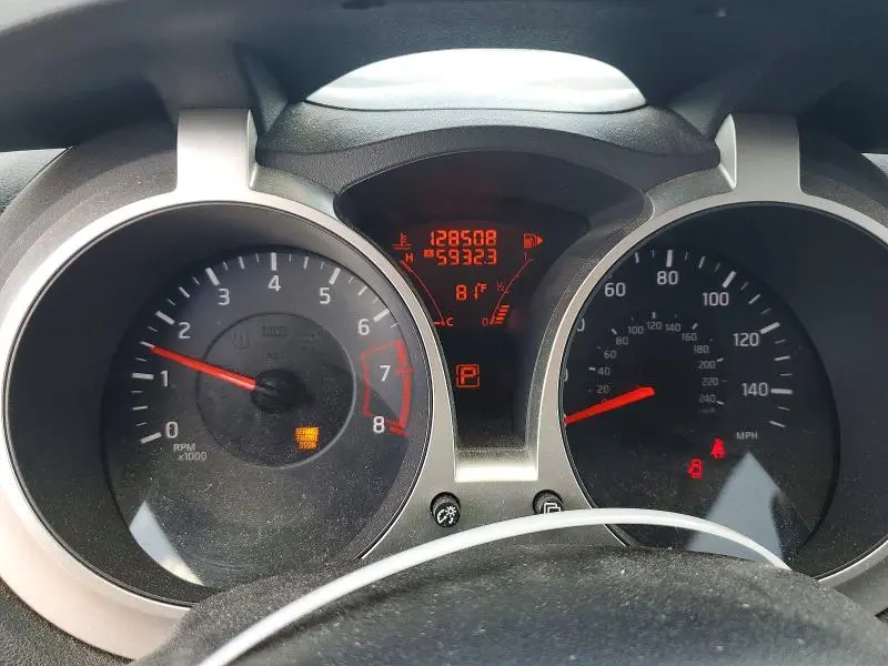 2013 NISSAN JUKE S  