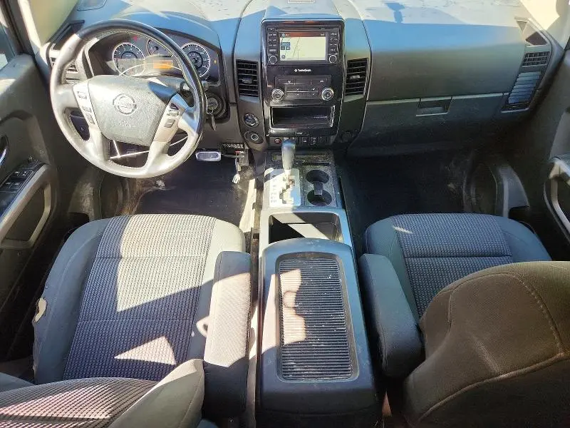 2015 NISSAN TITAN SV  