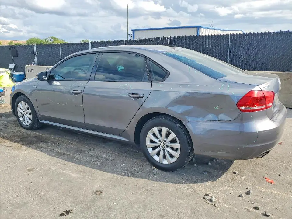 2014 VOLKSWAGEN PASSAT S  