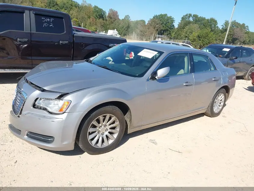 2013 CHRYSLER 300 MOTOWN