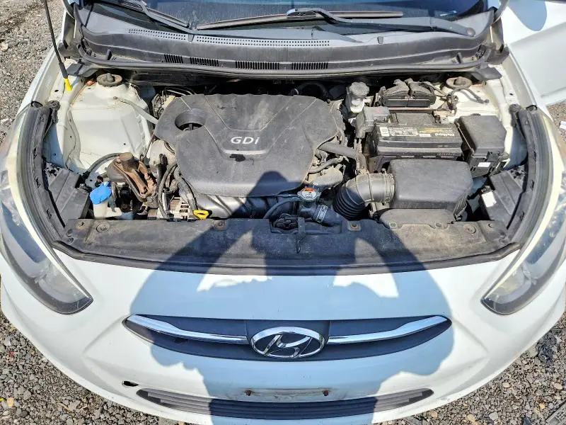 2015 HYUNDAI ACCENT GLS  