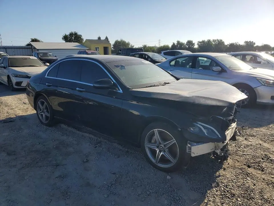 2018 MERCEDES-BENZ E 300 4MATIC  