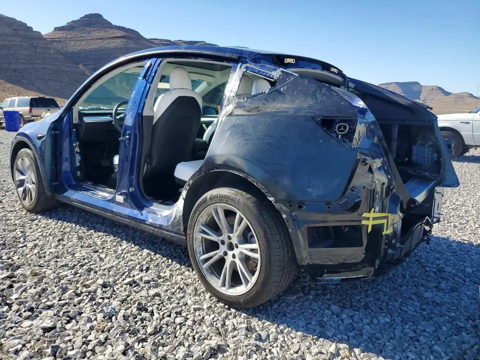 2022 TESLA MODEL Y   