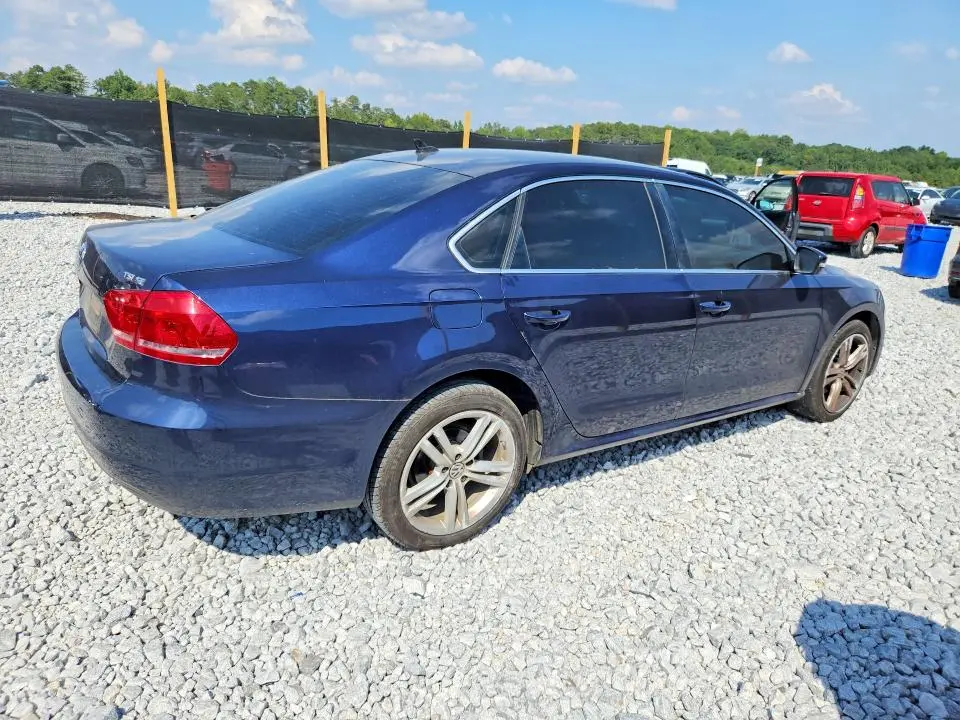 2014 VOLKSWAGEN PASSAT SE  