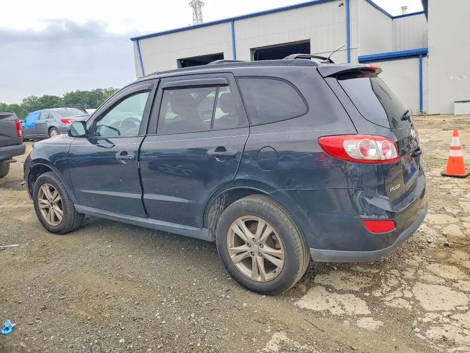 2010 HYUNDAI SANTA FE SE  