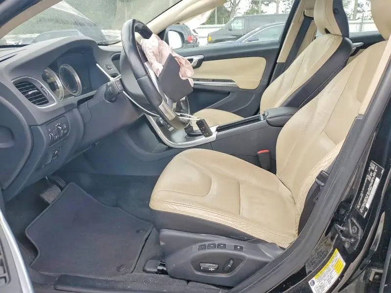 2013 VOLVO S60 T5  