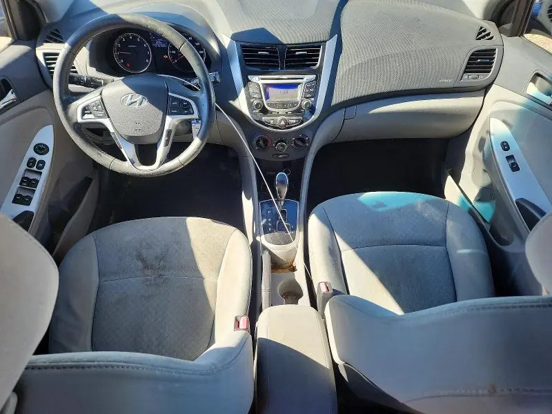 2013 HYUNDAI ACCENT SE  