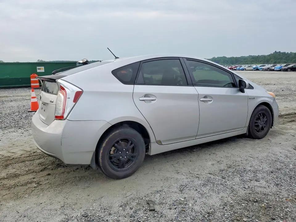 2012 TOYOTA PRIUS TWO  