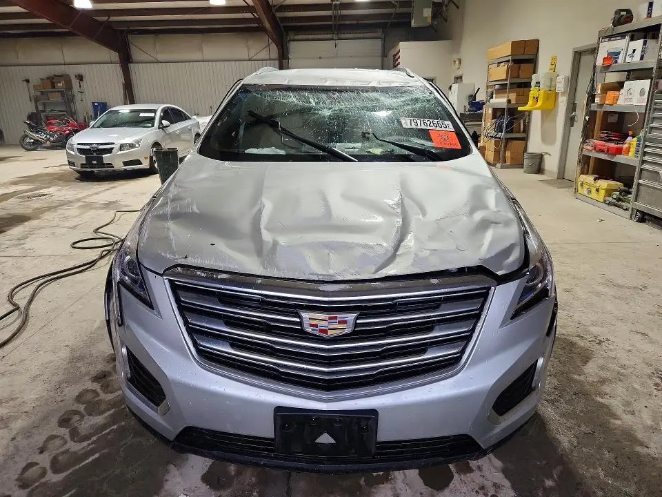 2017 CADILLAC XT5   