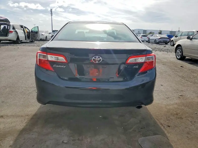 2014 TOYOTA CAMRY L  