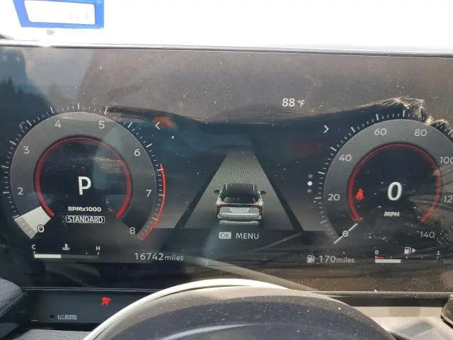 2025 NISSAN KICKS SR  