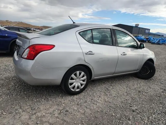 2014 NISSAN VERSA S  