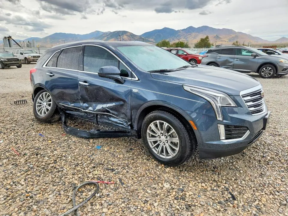 2019 CADILLAC XT5 LUXURY  
