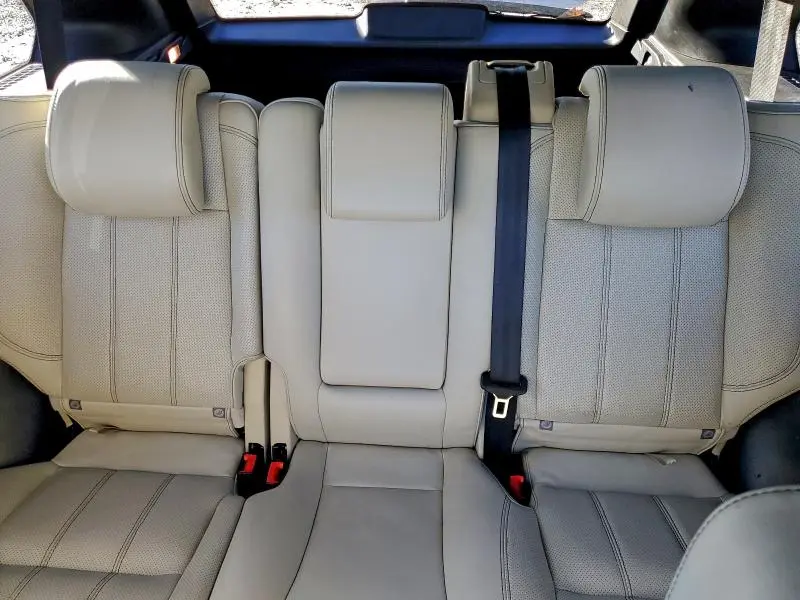 2013 LAND ROVER RANGE ROVER SPORT HSE LUXURY  