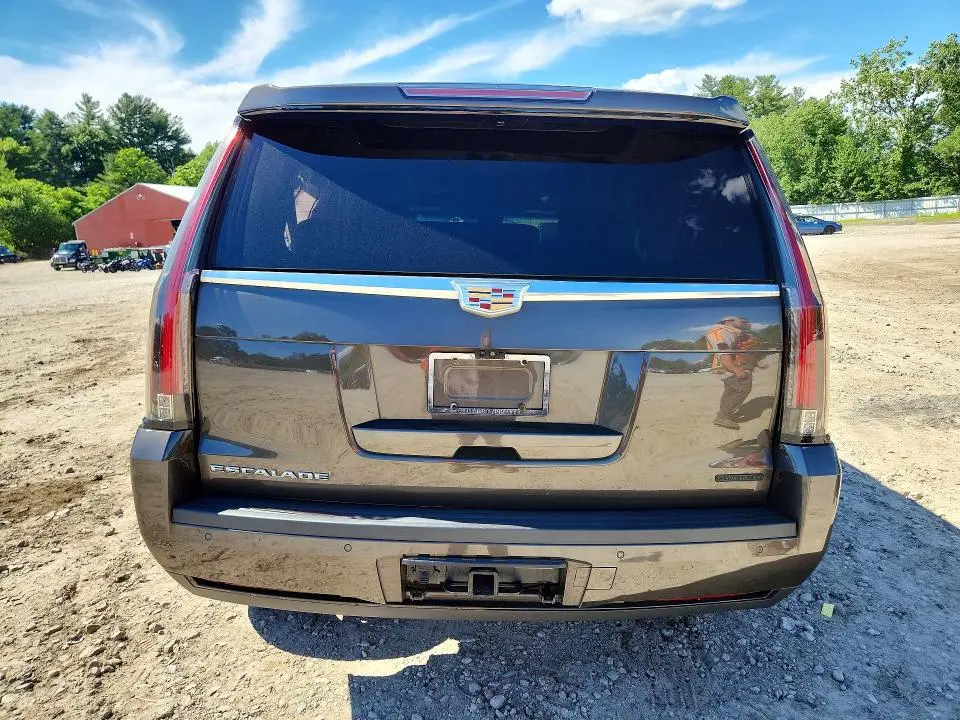 2020 CADILLAC ESCALADE PLATINUM  