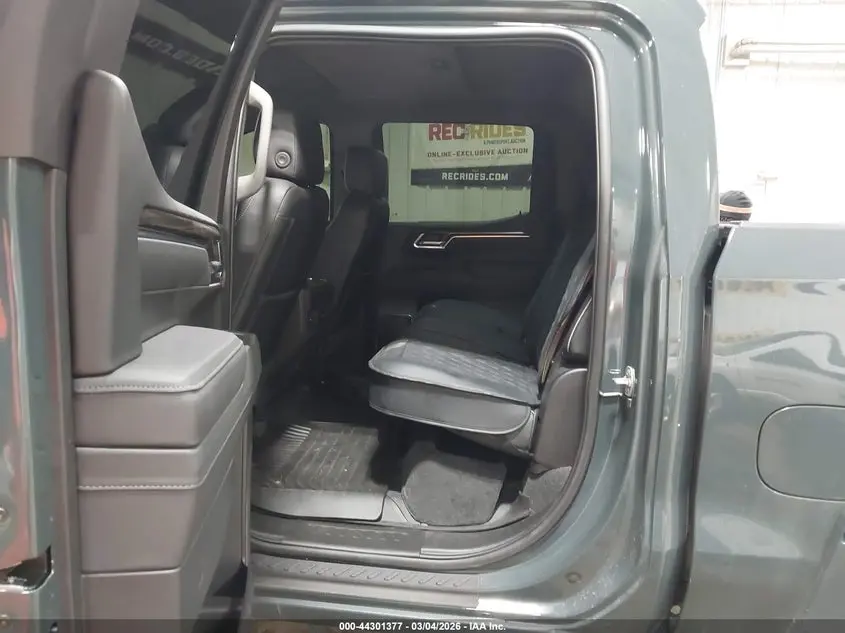 2025 CHEVROLET SILVERADO 1500  