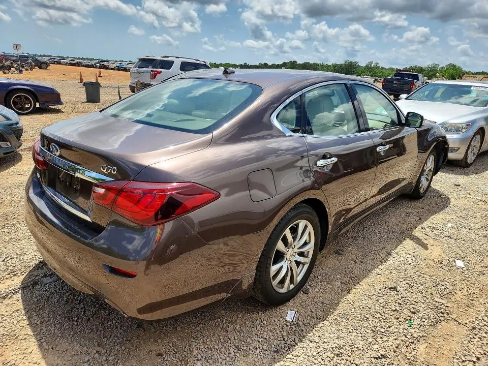 2019 INFINITI Q70 3.7 LUXE  
