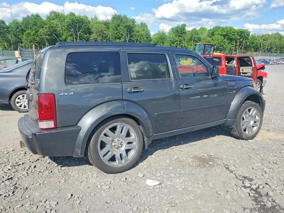 2010 DODGE NITRO SE  
