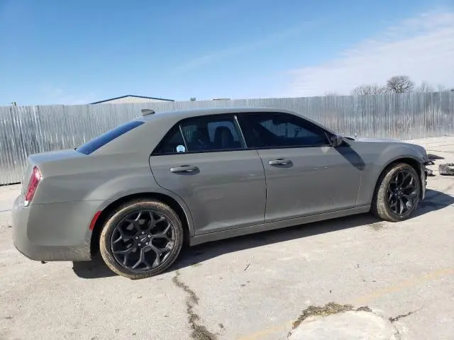 2019 CHRYSLER 300 S  
