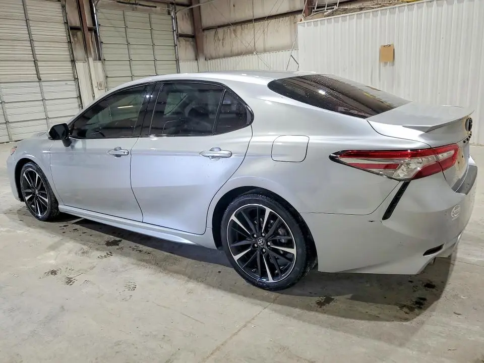 2018 TOYOTA CAMRY XSE  