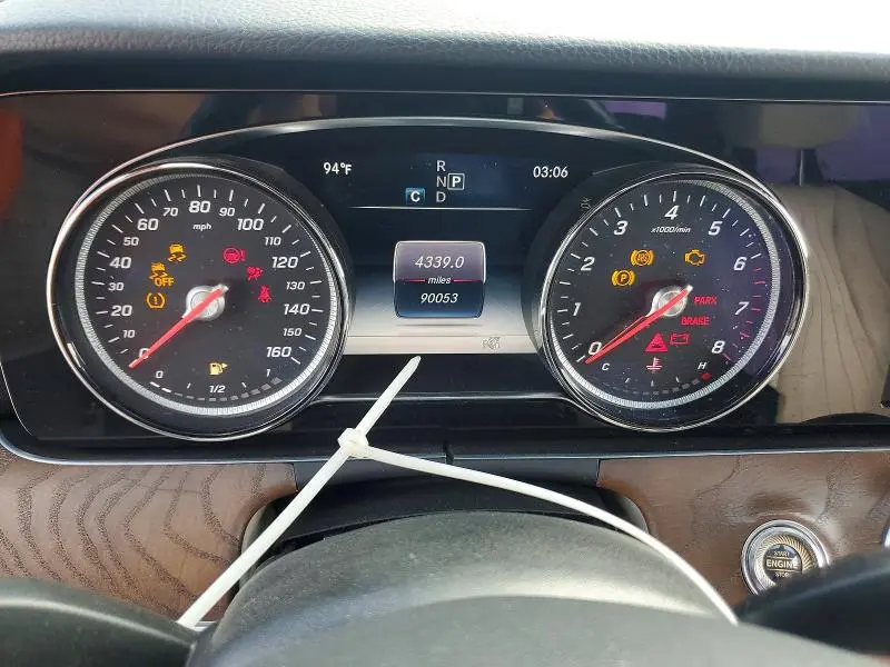 2017 MERCEDES-BENZ E 300  