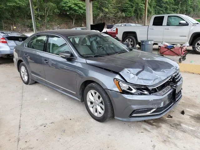 2017 VOLKSWAGEN PASSAT S  